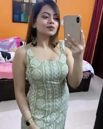 Call Girl in Parbing